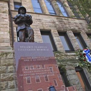 benjaminfranklinmemorial-03