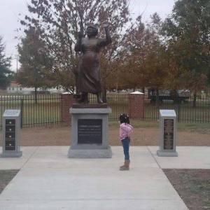 fannielouhamer-01
