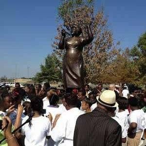 fannielouhamer-06