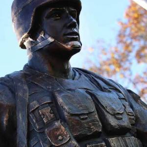 Images of Hanlon Sculpture of fallen Army Ranger Michael Ollis